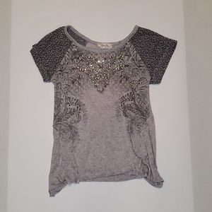 Gray stretchy top